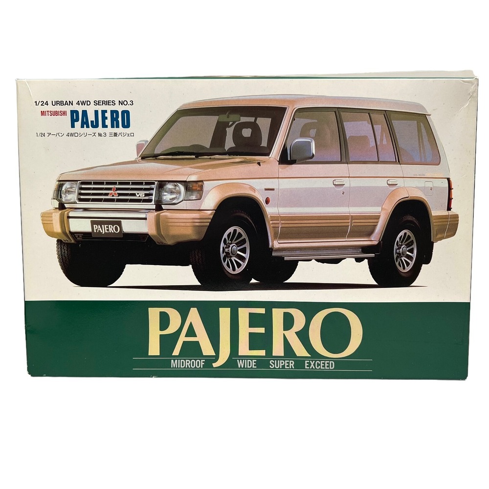 Aoshima Urban 4WD Mitsubishi Pajero 1/24 Midroof Wide Super Exceed Kit 1800 NIB
